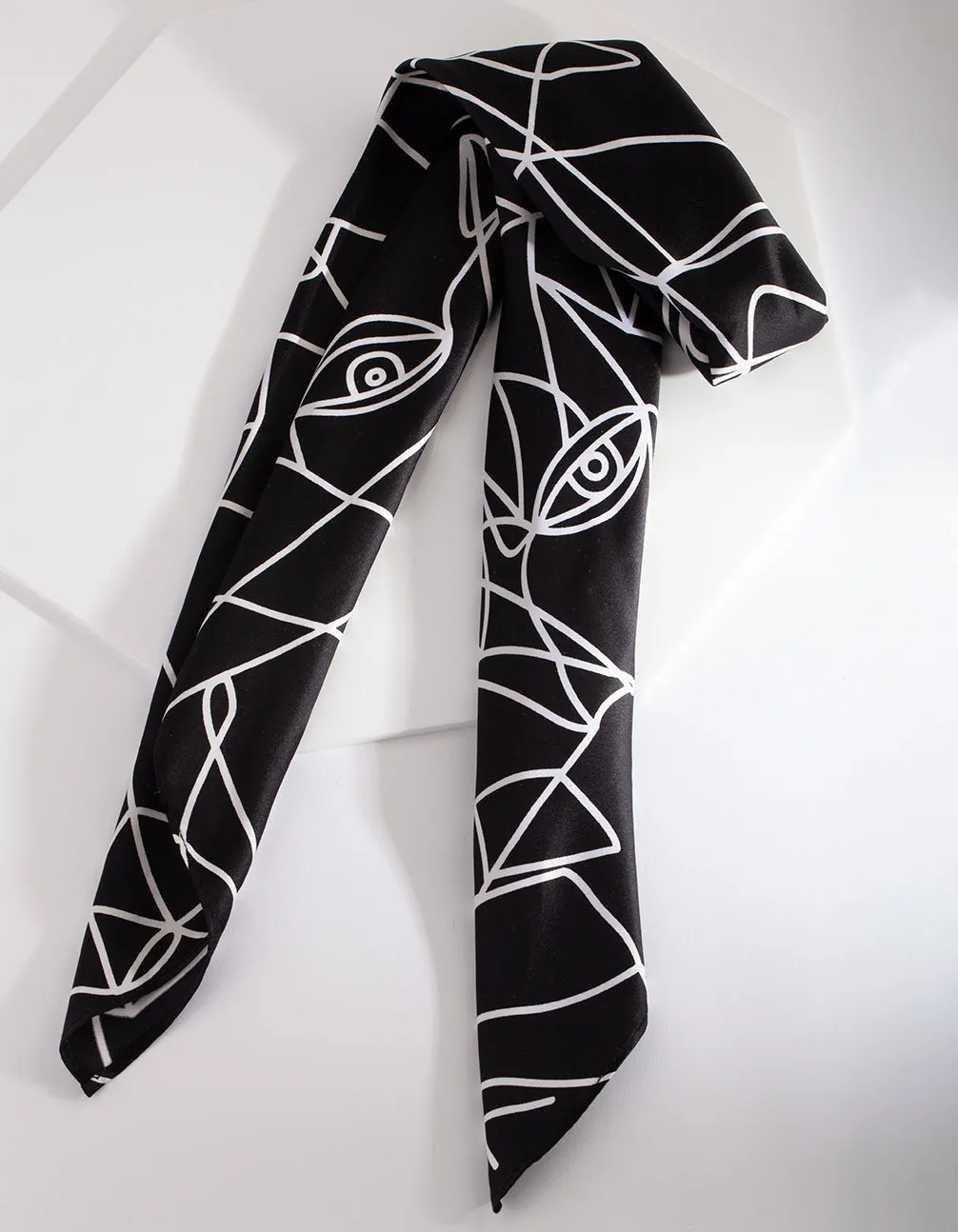 Black White Face Print Scarf