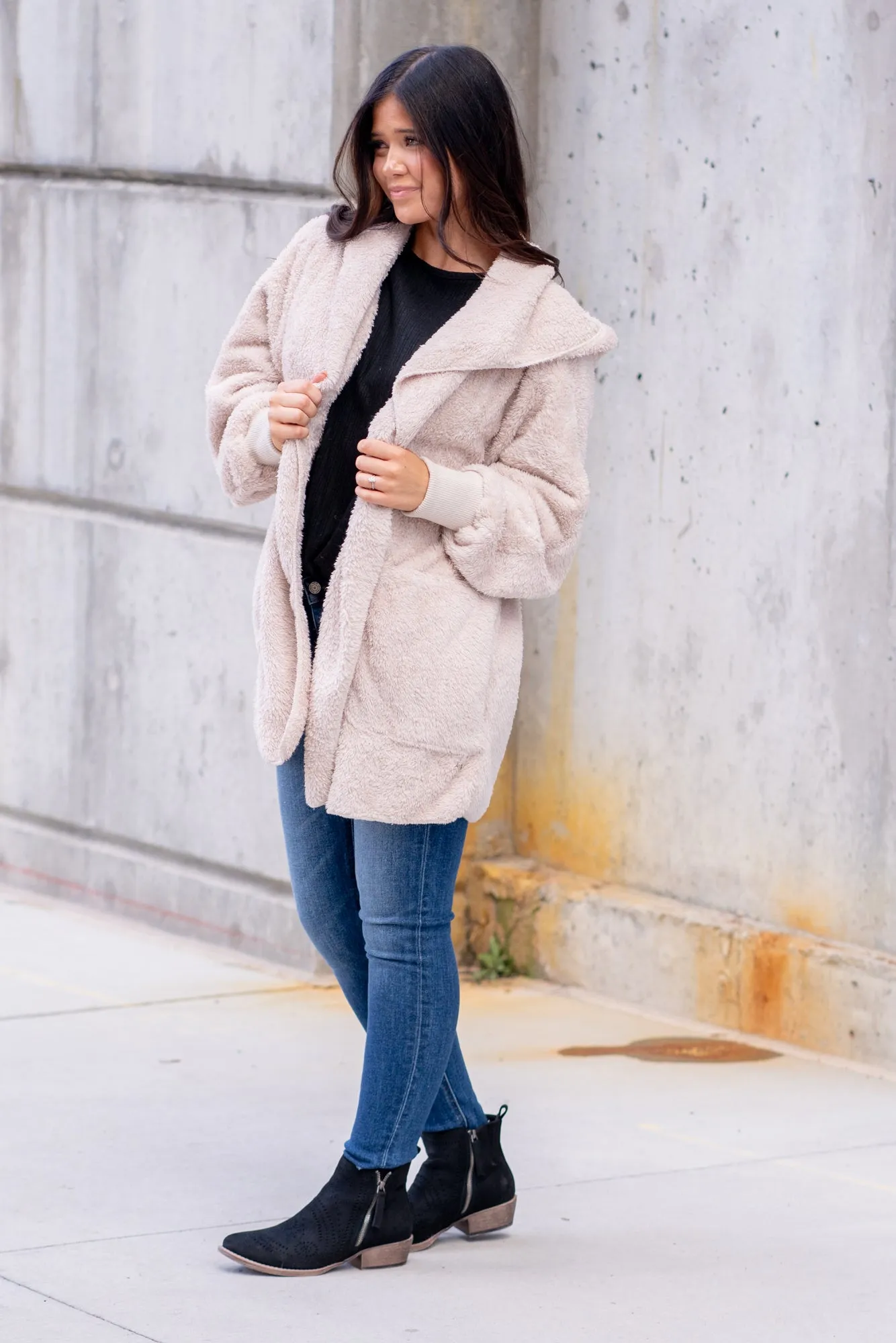 Cozy Sherpa Jacket - Warm Milk