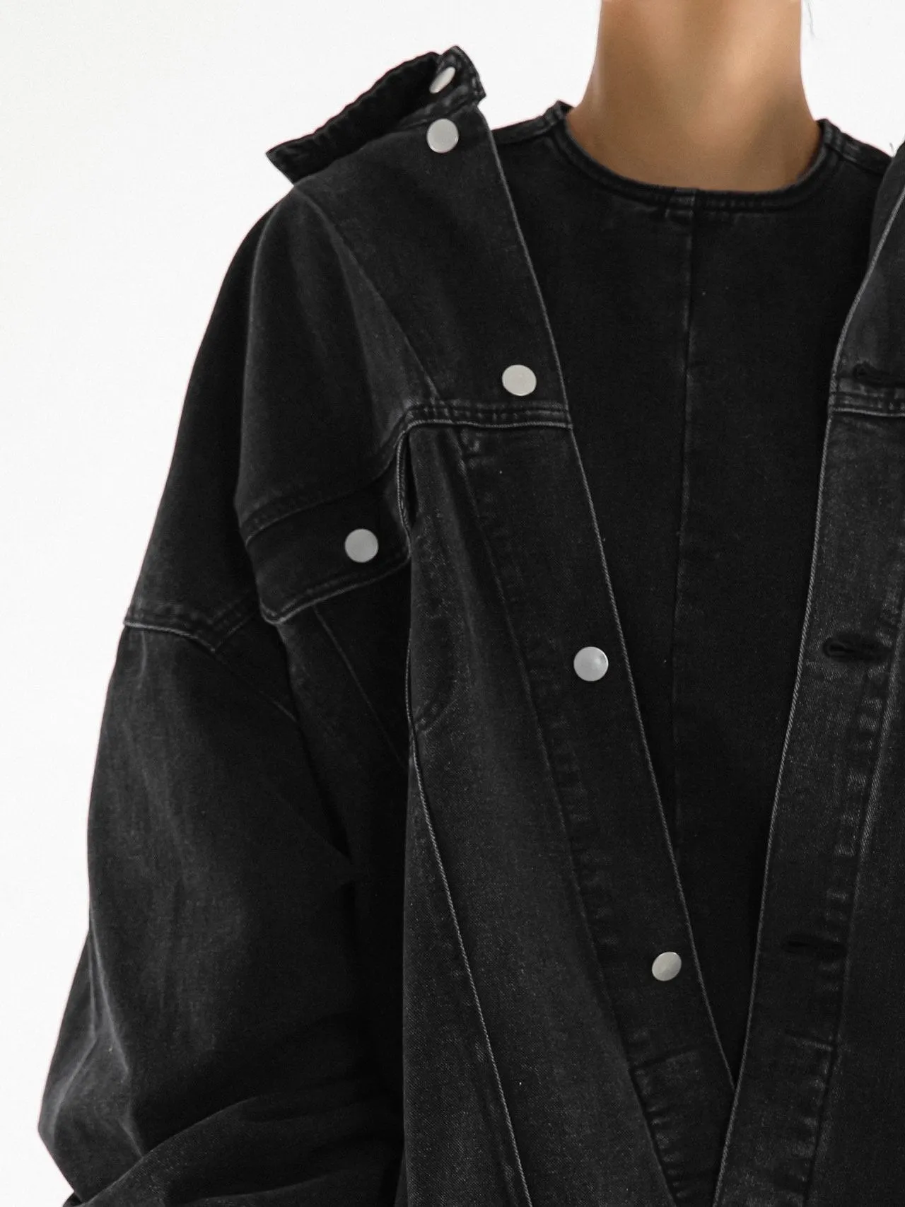 OVERSIZED WASHED BLACK DENIM TRUCKER JACKET